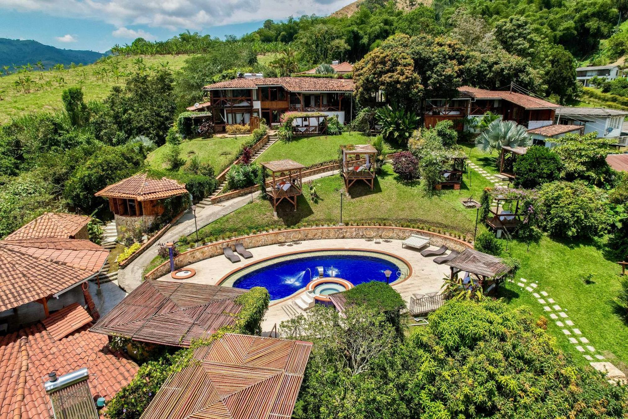 Hotel Spa La Colina Перейра Экстерьер фото