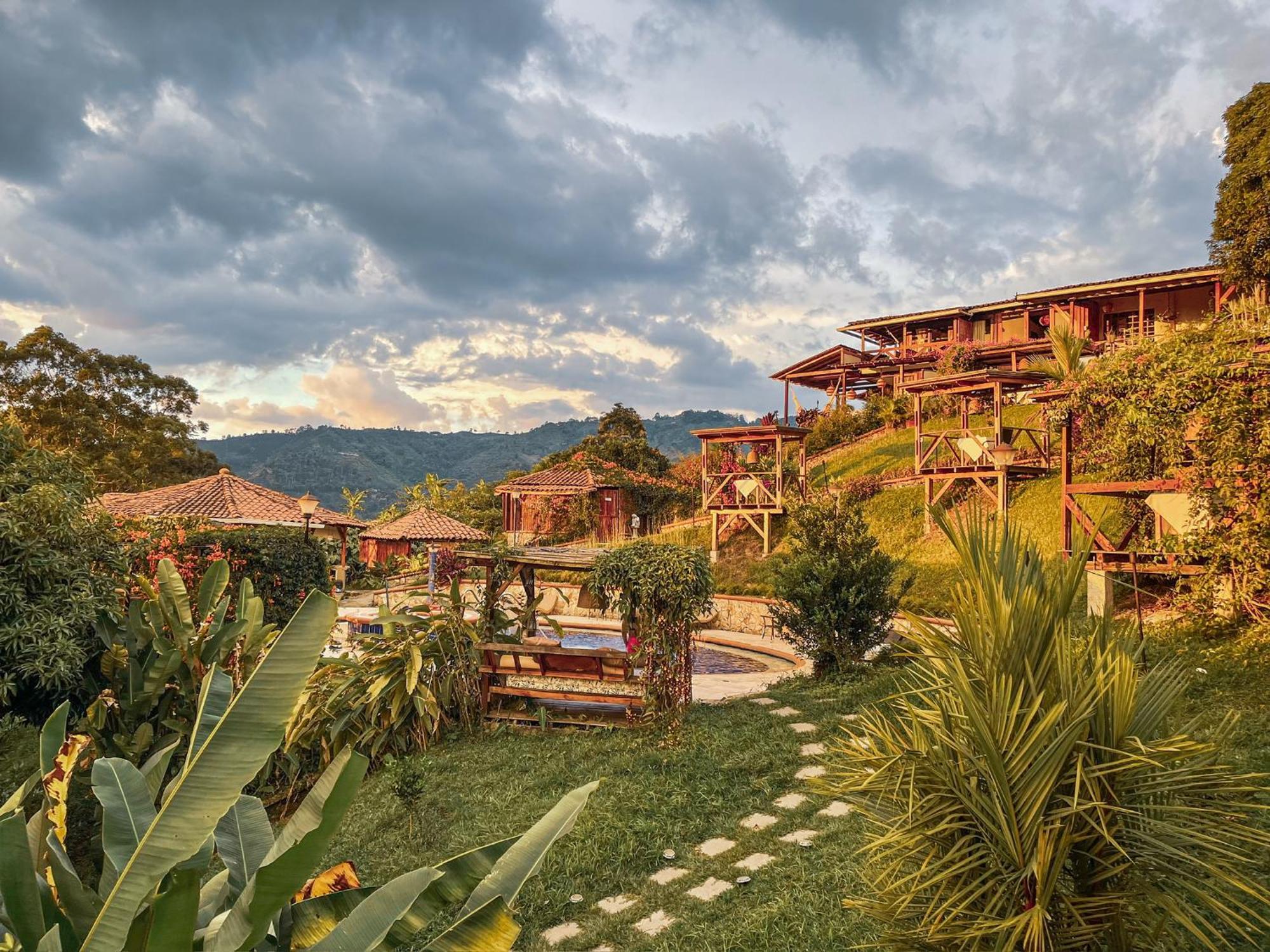 Hotel Spa La Colina Перейра Экстерьер фото