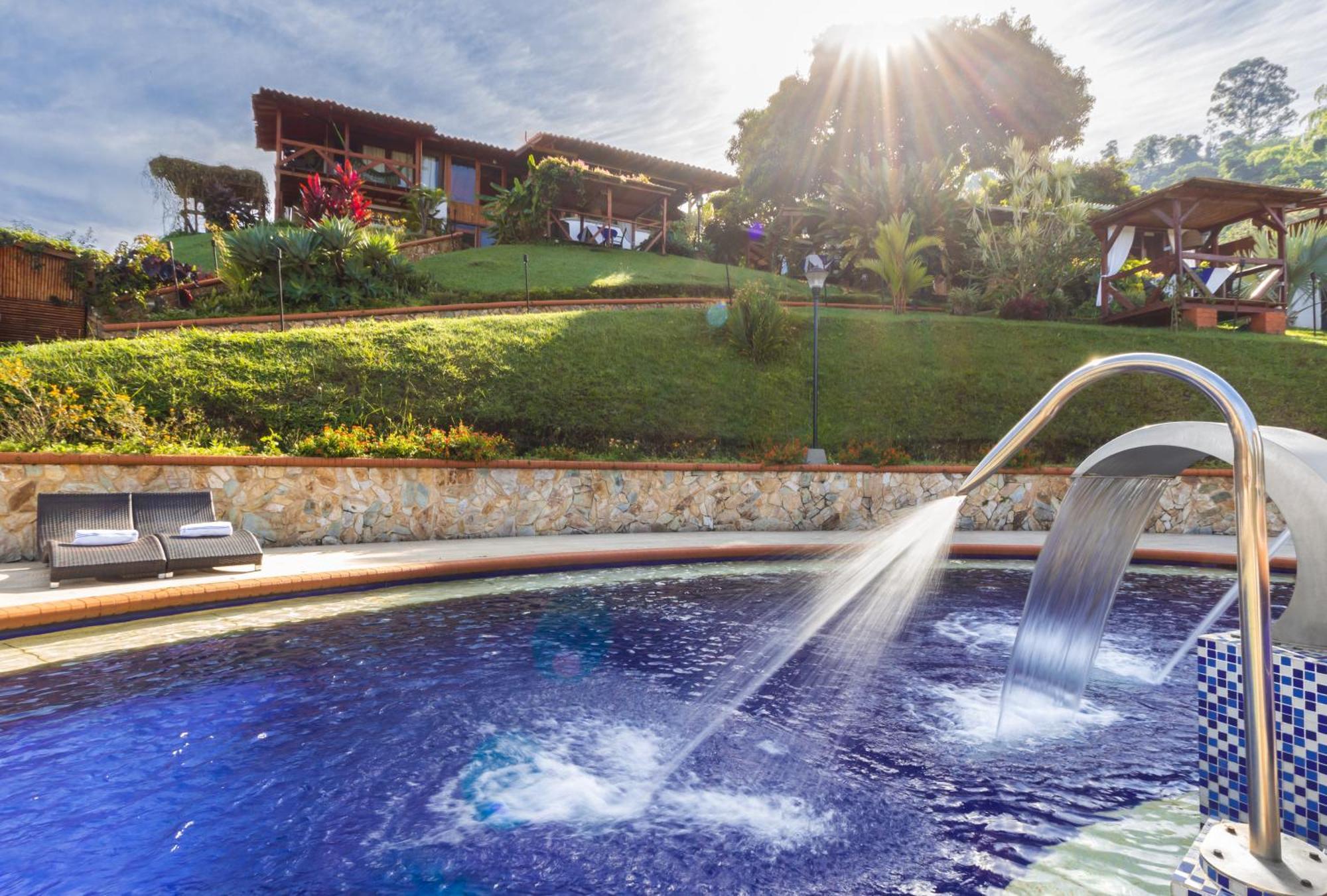 Hotel Spa La Colina Перейра Экстерьер фото
